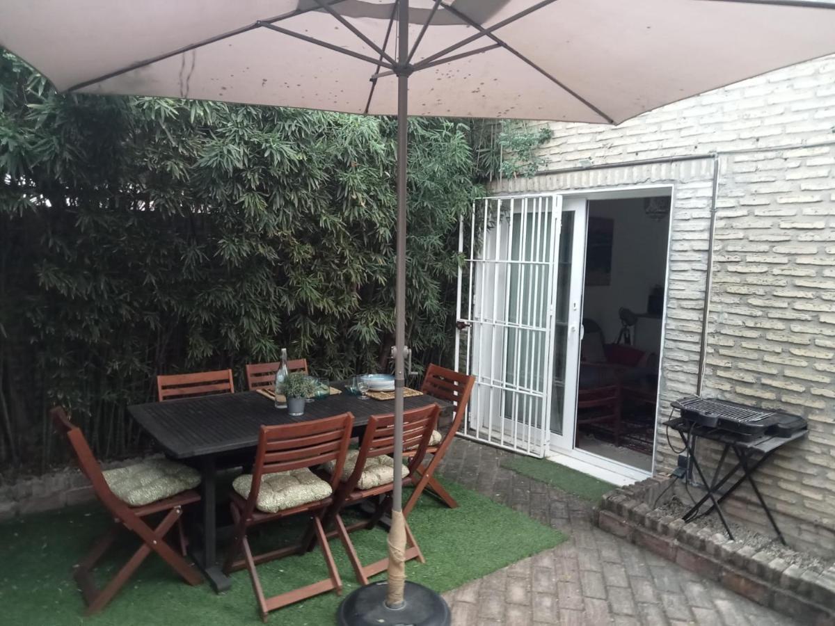 Dormir Entre Limones, Casa De Invitados En Vivienda Familiar Dos Hermanas Eksteriør billede